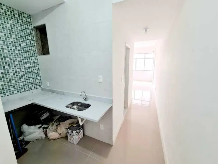 Kitnet à venda, 30m2 em Rio De Janeiro - RJ - imagem 4 Foto 4 de Kitnet à venda, 30m2 em Rio De Janeiro - RJ