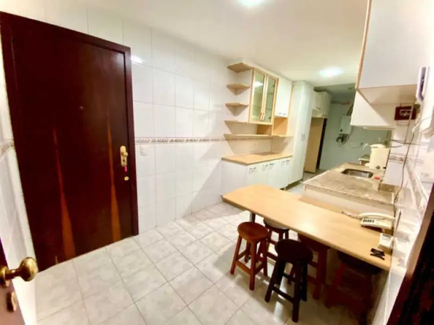 Foto 3 de Apartamento com 3 quartos à venda, 158m2 em Rio De Janeiro - RJ