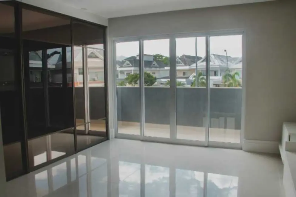 Foto 8 de Casa de Condomínio com 5 quartos à venda, 286m2 em Rio De Janeiro - RJ