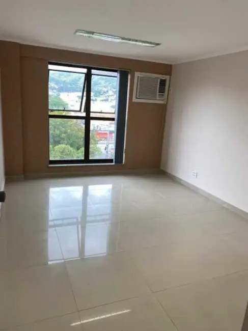 Sala Comercial à venda, 27m2 em Rio De Janeiro - RJ - imagem 2 Foto 2 de Sala Comercial à venda, 27m2 em Rio De Janeiro - RJ
