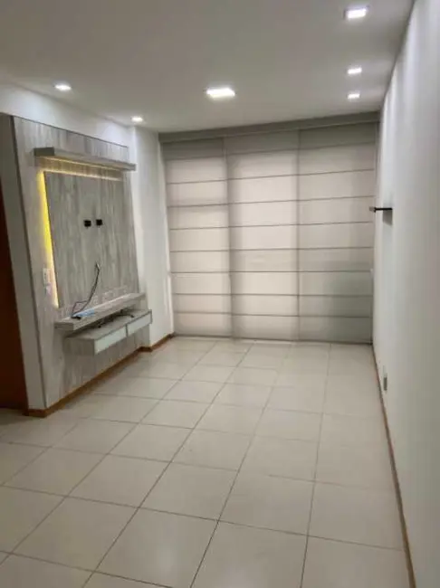 Foto 2 de Apartamento com 2 quartos à venda, 70m2 em Rio De Janeiro - RJ