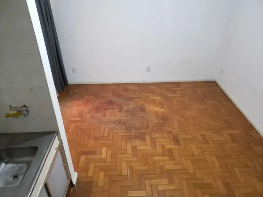 Apartamento à venda, 20m2 em Rio De Janeiro - RJ - imagem 7 Foto 7 de Apartamento à venda, 20m2 em Rio De Janeiro - RJ