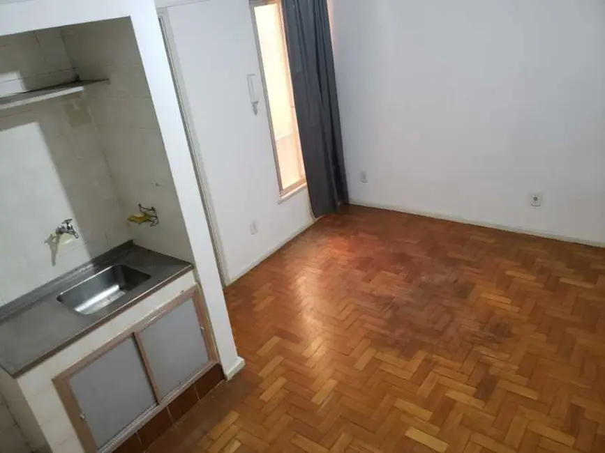 Apartamento à venda, 20m2 em Rio De Janeiro - RJ - imagem 2 Foto 2 de Apartamento à venda, 20m2 em Rio De Janeiro - RJ