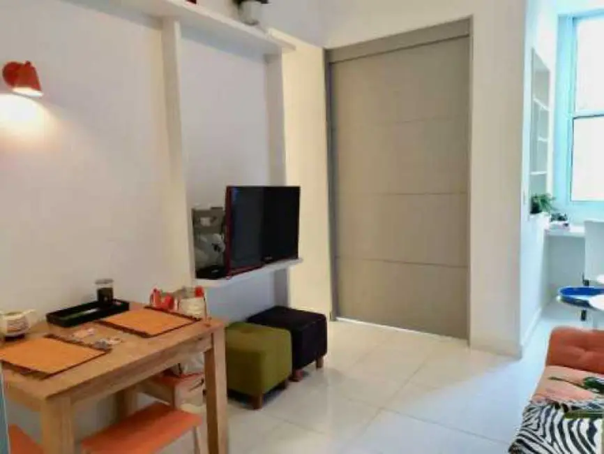 Foto 4 de Apartamento com 1 quarto à venda, 45m2 em Rio De Janeiro - RJ