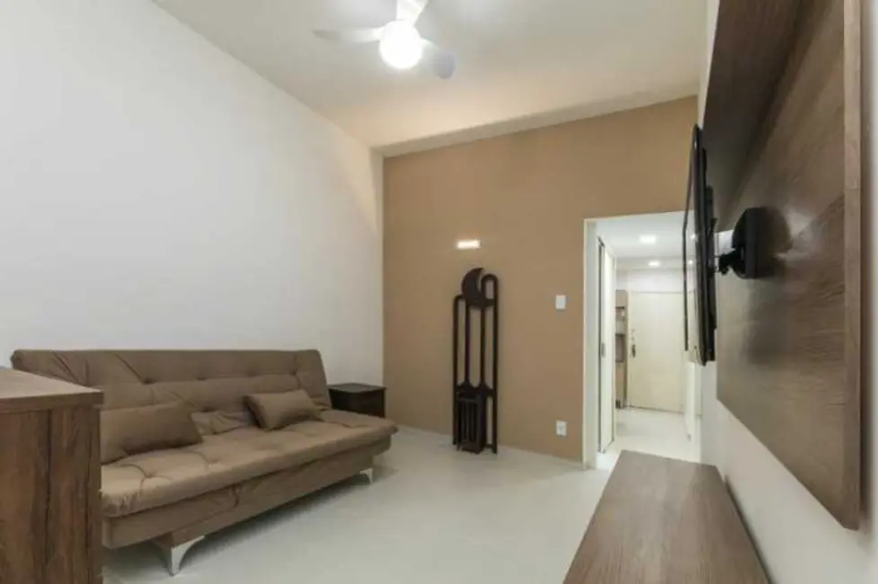 Foto 2 de Apartamento com 1 quarto à venda, 50m2 em Rio De Janeiro - RJ