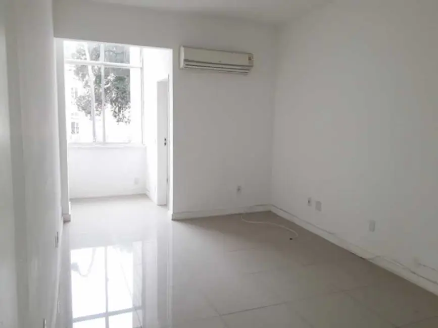 Foto 4 de Apartamento com 2 quartos à venda, 80m2 em Rio De Janeiro - RJ