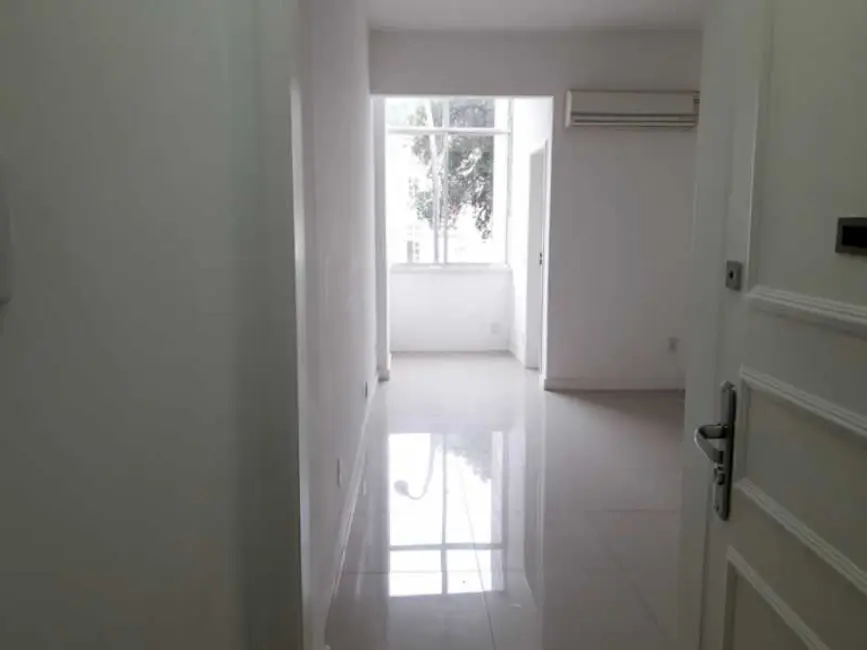 Foto 3 de Apartamento com 2 quartos à venda, 80m2 em Rio De Janeiro - RJ