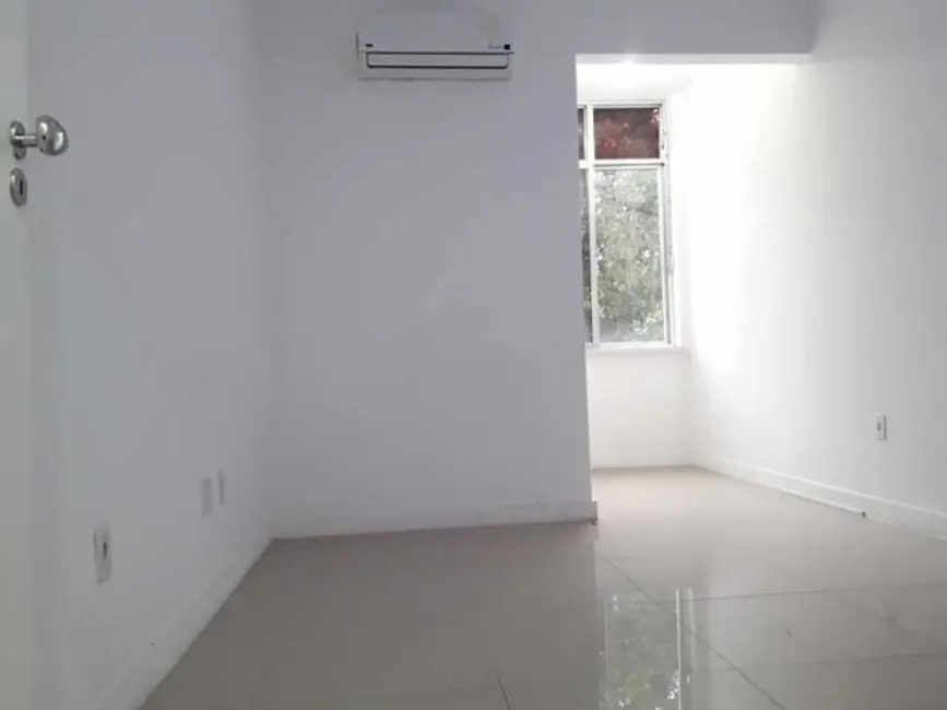 Foto 6 de Apartamento com 2 quartos à venda, 80m2 em Rio De Janeiro - RJ