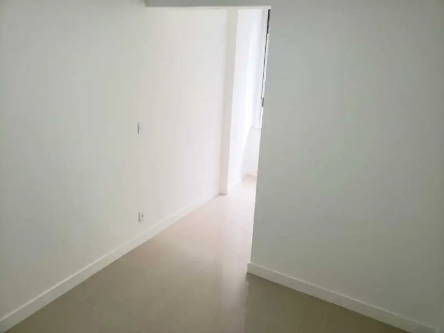 Foto 7 de Apartamento com 2 quartos à venda, 68m2 em Rio De Janeiro - RJ