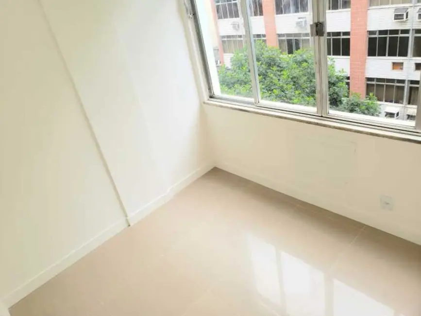 Foto 8 de Apartamento com 2 quartos à venda, 68m2 em Rio De Janeiro - RJ