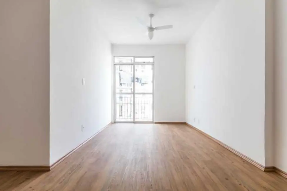 Foto 3 de Apartamento com 2 quartos à venda, 55m2 em Rio De Janeiro - RJ