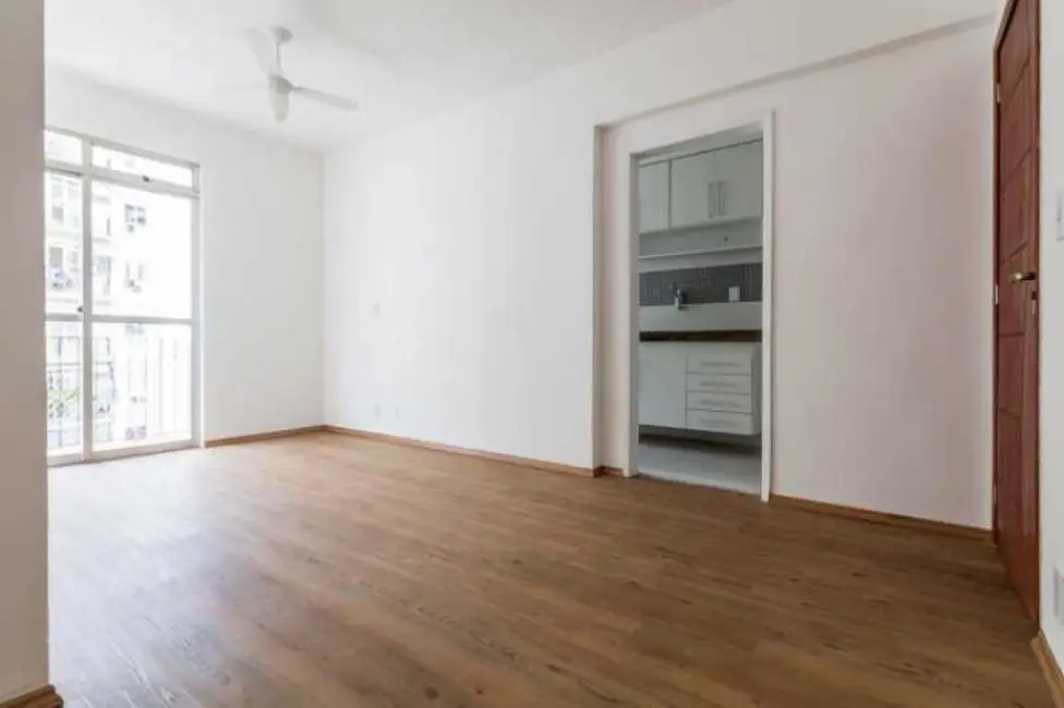 Foto 2 de Apartamento com 2 quartos à venda, 55m2 em Rio De Janeiro - RJ