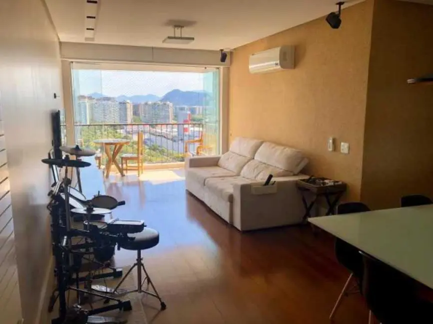 Foto 9 de Apartamento com 2 quartos à venda, 100m2 em Rio De Janeiro - RJ