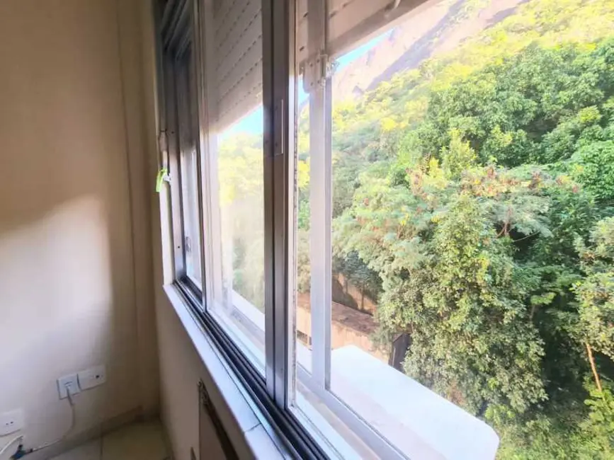 Foto 5 de Apartamento com 2 quartos à venda, 66m2 em Rio De Janeiro - RJ