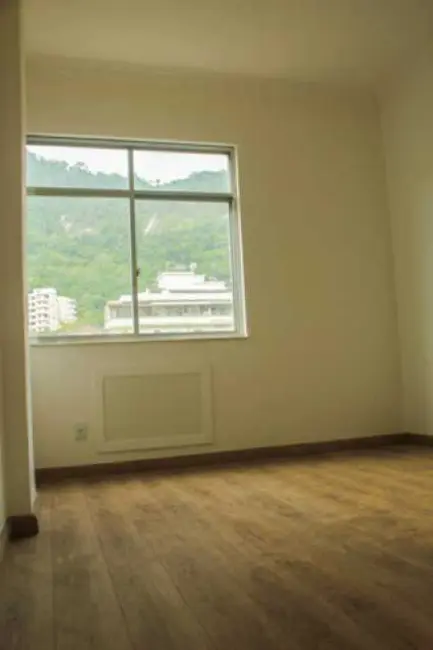 Foto 4 de Apartamento com 3 quartos à venda, 100m2 em Rio De Janeiro - RJ