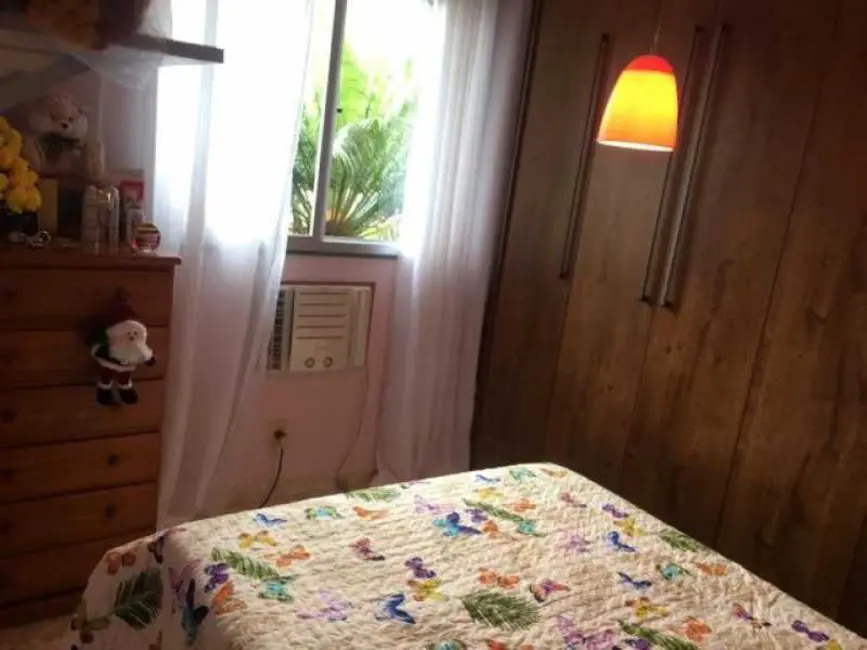 Foto 2 de Casa de Condomínio com 2 quartos à venda, 60m2 em Rio De Janeiro - RJ