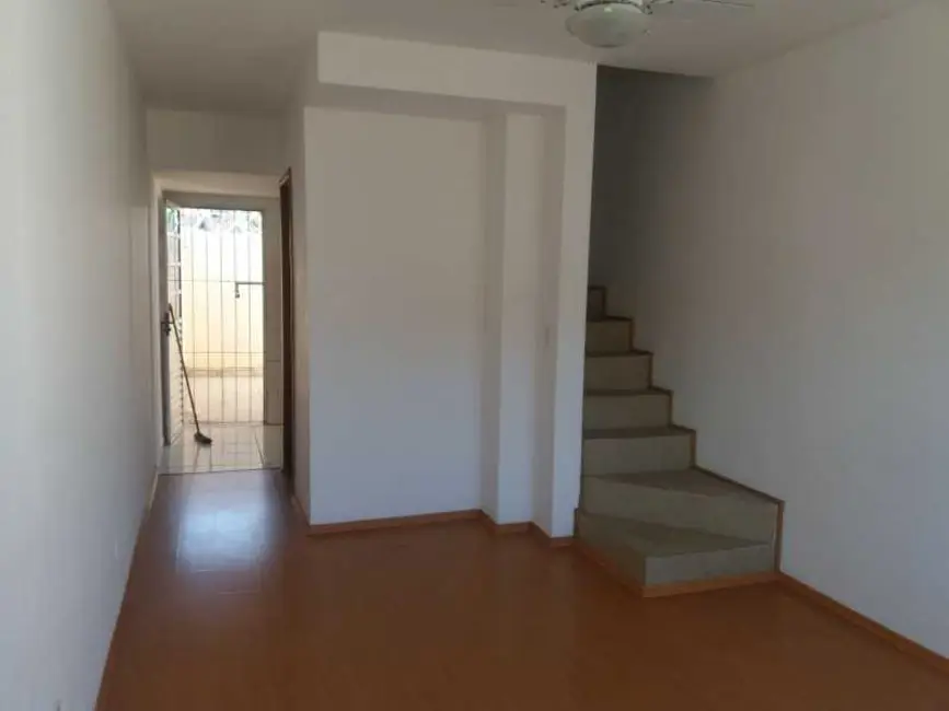 Foto 3 de Casa de Condomínio com 2 quartos à venda, 80m2 em Rio De Janeiro - RJ