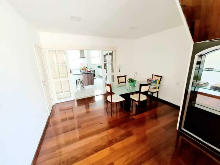 Cobertura com 6 quartos à venda, 251m2 em Rio De Janeiro - RJ - imagem 5 Foto 5 de Cobertura com 6 quartos à venda, 251m2 em Rio De Janeiro - RJ