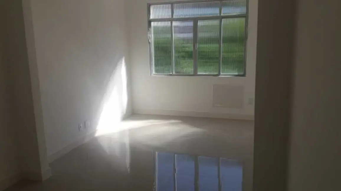 Kitnet à venda, 30m2 em Rio De Janeiro - RJ - imagem 8 Foto 8 de Kitnet à venda, 30m2 em Rio De Janeiro - RJ