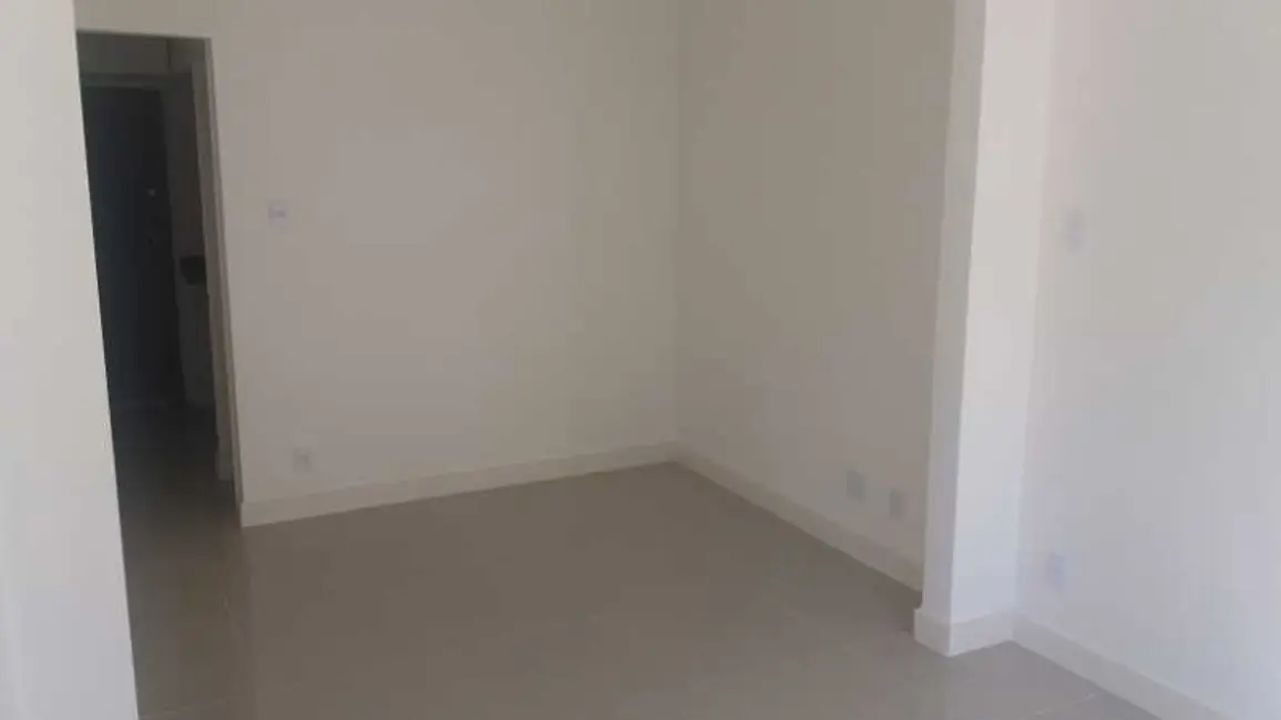 Kitnet à venda, 30m2 em Rio De Janeiro - RJ - imagem 7 Foto 7 de Kitnet à venda, 30m2 em Rio De Janeiro - RJ