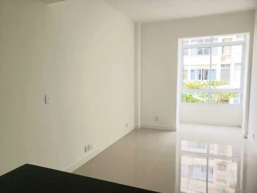 Kitnet à venda, 28m2 em Rio De Janeiro - RJ - imagem 5 Foto 5 de Kitnet à venda, 28m2 em Rio De Janeiro - RJ