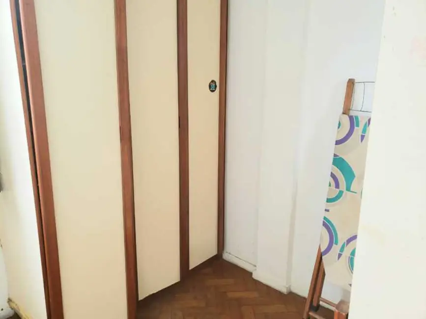Kitnet à venda, 30m2 em Rio De Janeiro - RJ - imagem 9 Foto 9 de Kitnet à venda, 30m2 em Rio De Janeiro - RJ