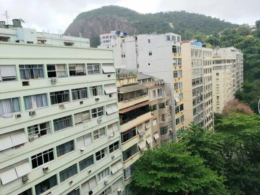 Foto 1 de Kitnet à venda, 30m2 em Rio De Janeiro - RJ