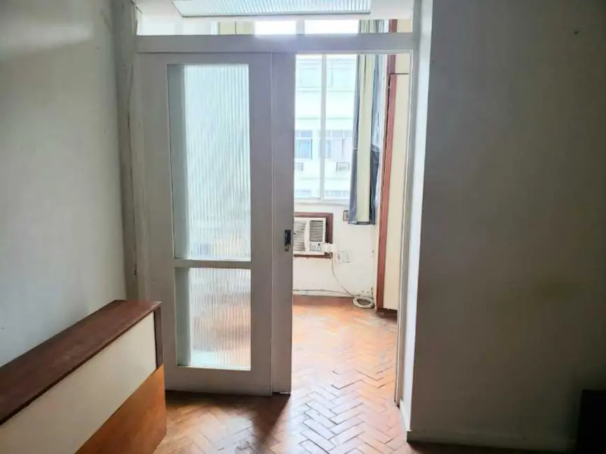 Kitnet à venda, 30m2 em Rio De Janeiro - RJ - imagem 3 Foto 3 de Kitnet à venda, 30m2 em Rio De Janeiro - RJ