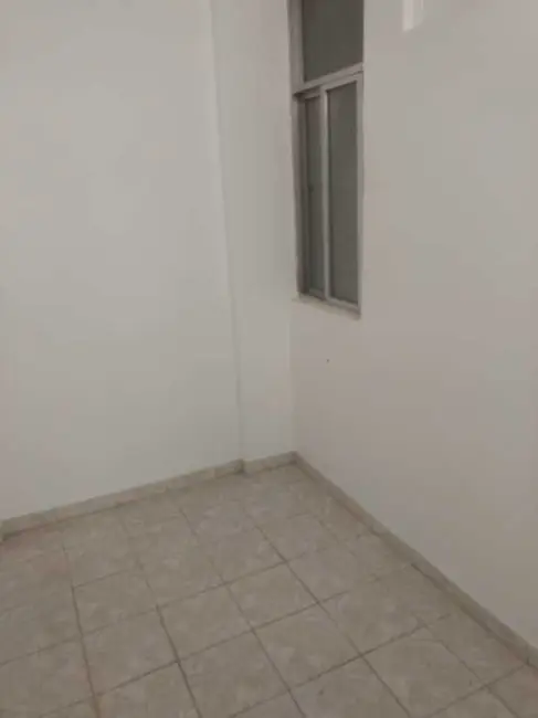 Kitnet com 1 quarto à venda, 32m2 em Rio De Janeiro - RJ - imagem 9 Foto 9 de Kitnet com 1 quarto à venda, 32m2 em Rio De Janeiro - RJ