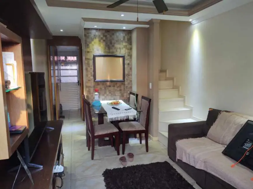 Foto 2 de Casa de Condomínio com 2 quartos à venda, 50m2 em Rio De Janeiro - RJ