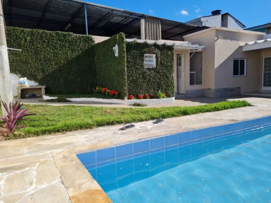 Foto 2 de Casa com 3 quartos à venda, 70m2 em Rio De Janeiro - RJ