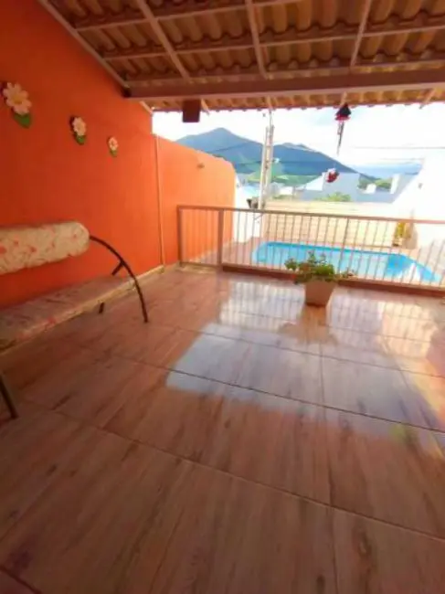 Foto 1 de Casa com 3 quartos à venda, 120m2 em Rio De Janeiro - RJ