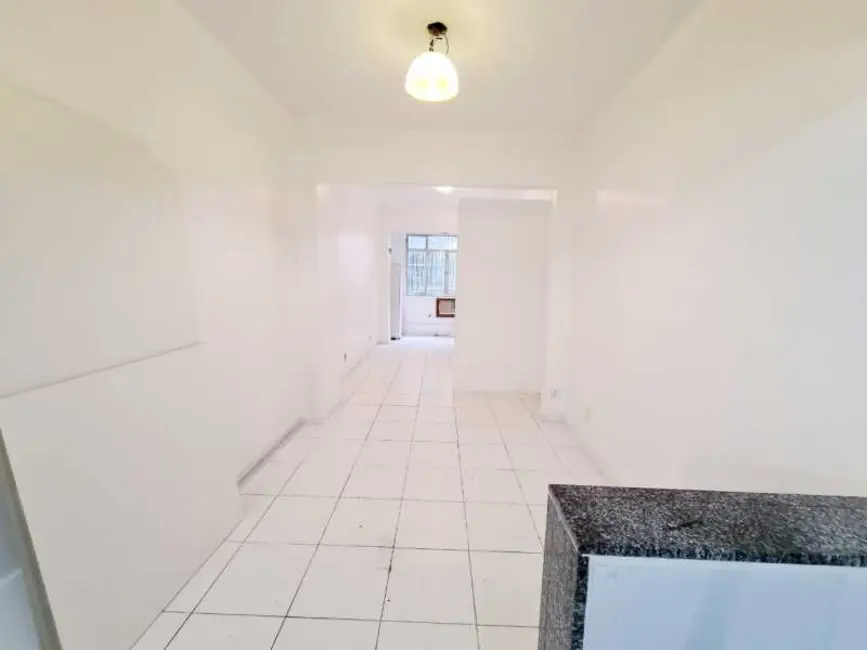 Kitnet à venda, 48m2 em Rio De Janeiro - RJ - imagem 5 Foto 5 de Kitnet à venda, 48m2 em Rio De Janeiro - RJ