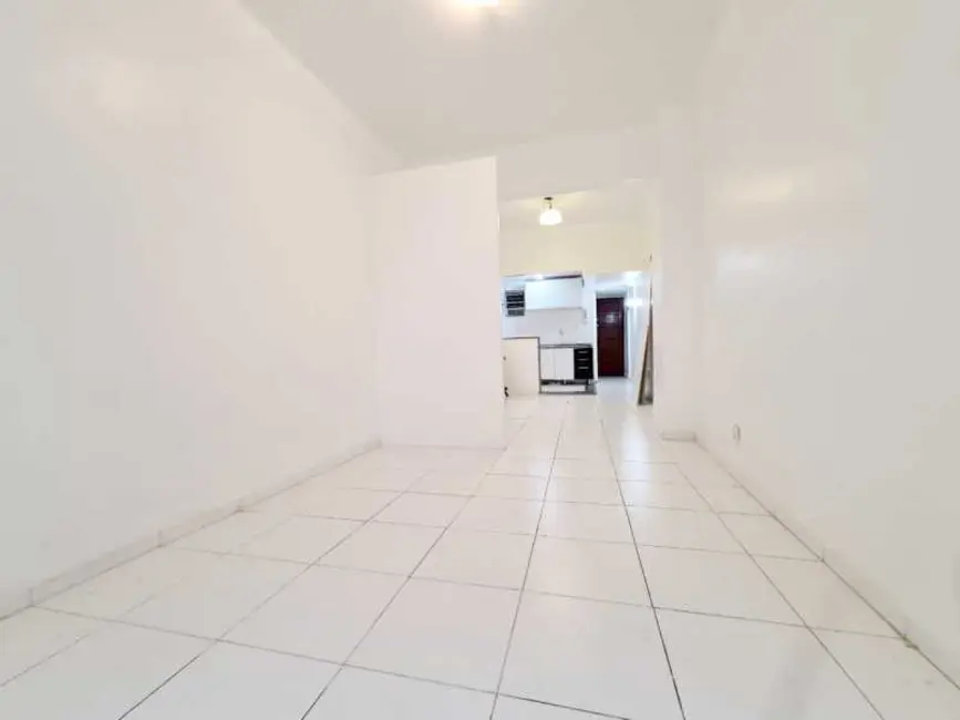 Kitnet à venda, 48m2 em Rio De Janeiro - RJ - imagem 4 Foto 4 de Kitnet à venda, 48m2 em Rio De Janeiro - RJ