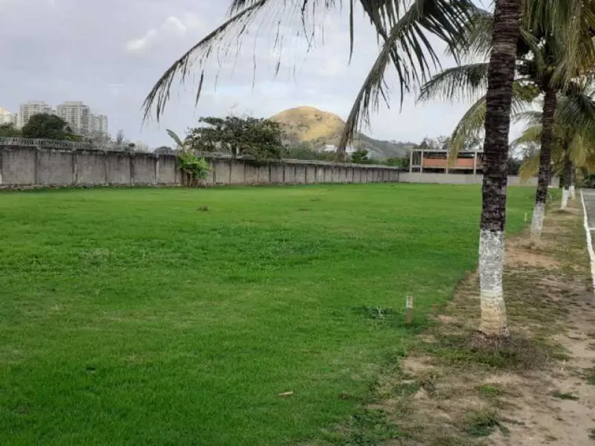 Terreno / Lote à venda, 300m2 em Rio De Janeiro - RJ - imagem 2 Foto 2 de Terreno / Lote à venda, 300m2 em Rio De Janeiro - RJ
