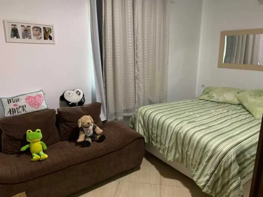 Casa com 5 quartos à venda, 330m2 em Rio De Janeiro - RJ - imagem 5 Foto 5 de Casa com 5 quartos à venda, 330m2 em Rio De Janeiro - RJ