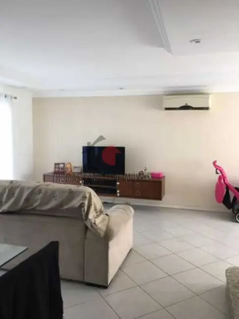 Foto 4 de Casa com 3 quartos à venda, 200m2 em Rio De Janeiro - RJ