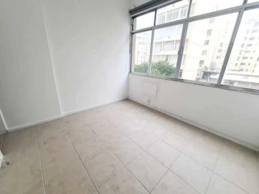 Kitnet com 1 quarto à venda, 30m2 em Rio De Janeiro - RJ - imagem 4 Foto 4 de Kitnet com 1 quarto à venda, 30m2 em Rio De Janeiro - RJ
