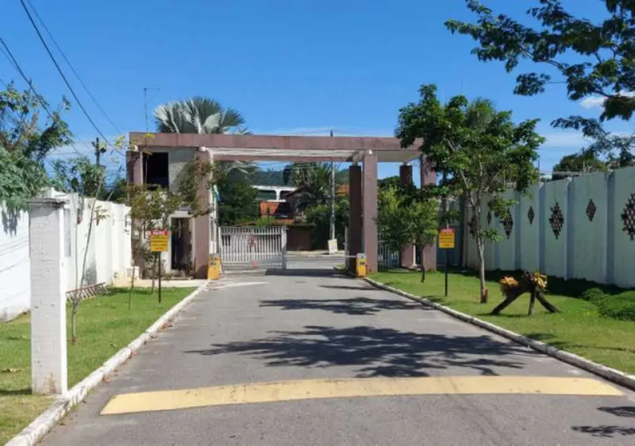 Foto 1 de Terreno / Lote à venda, 244m2 em Rio De Janeiro - RJ