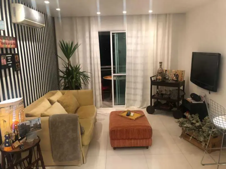 Foto 5 de Apartamento com 2 quartos à venda em Rio De Janeiro - RJ