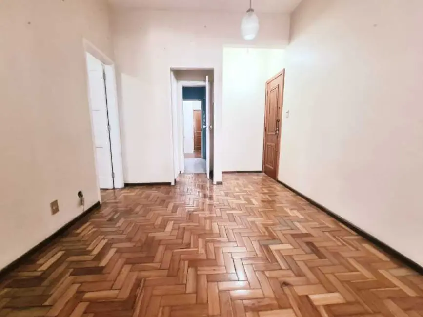 Foto 3 de Apartamento com 2 quartos à venda, 60m2 em Rio De Janeiro - RJ