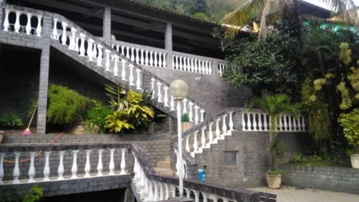 Foto 1 de Casa com 3 quartos à venda, 1050m2 em Rio De Janeiro - RJ