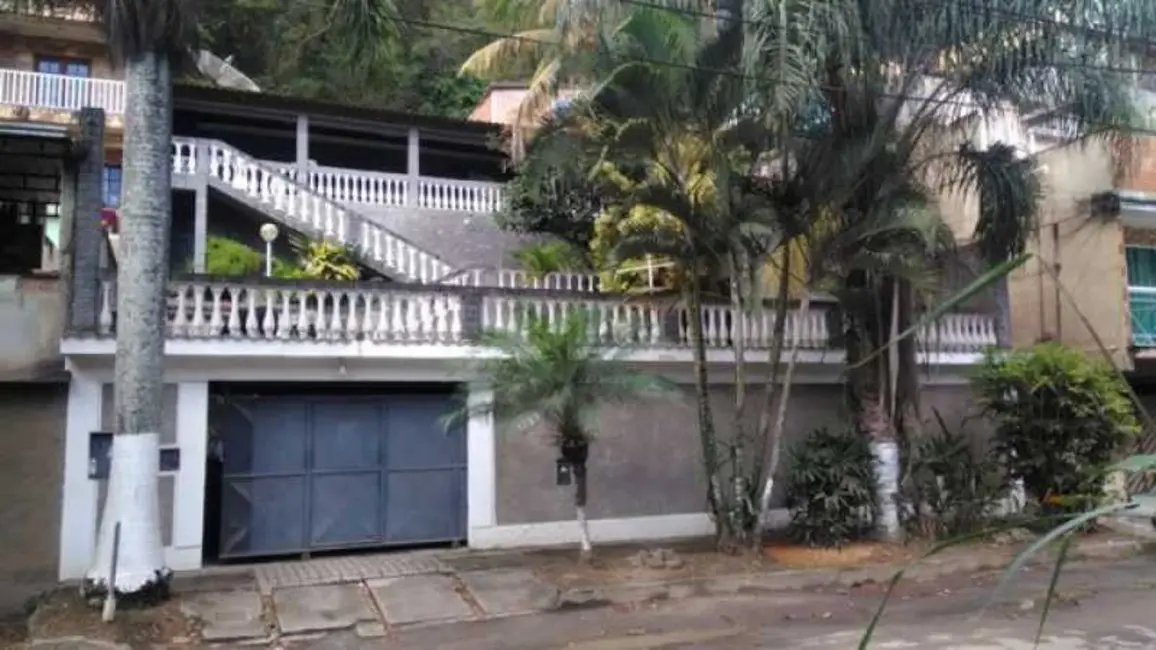 Foto 3 de Casa com 3 quartos à venda, 1050m2 em Rio De Janeiro - RJ