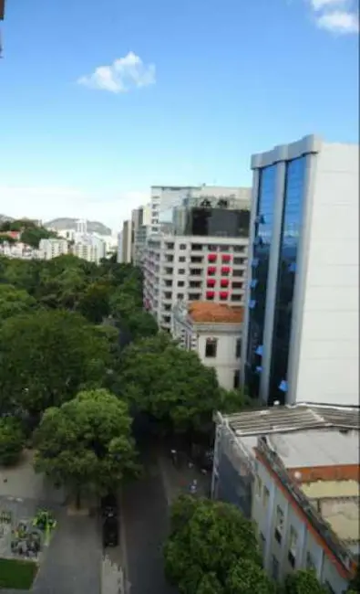 Foto 2 de Apartamento com 1 quarto à venda, 21m2 em Rio De Janeiro - RJ