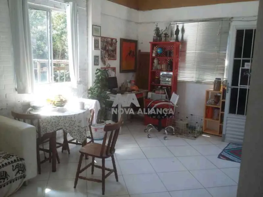 Apartamento com 1 quarto à venda, 100m2 em Rio De Janeiro - RJ - imagem 3 Foto 3 de Apartamento com 1 quarto à venda, 100m2 em Rio De Janeiro - RJ