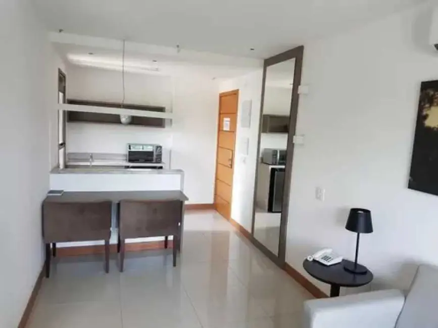 Apartamento com 1 quarto à venda, 35m2 em Rio De Janeiro - RJ - imagem 5 Foto 5 de Apartamento com 1 quarto à venda, 35m2 em Rio De Janeiro - RJ