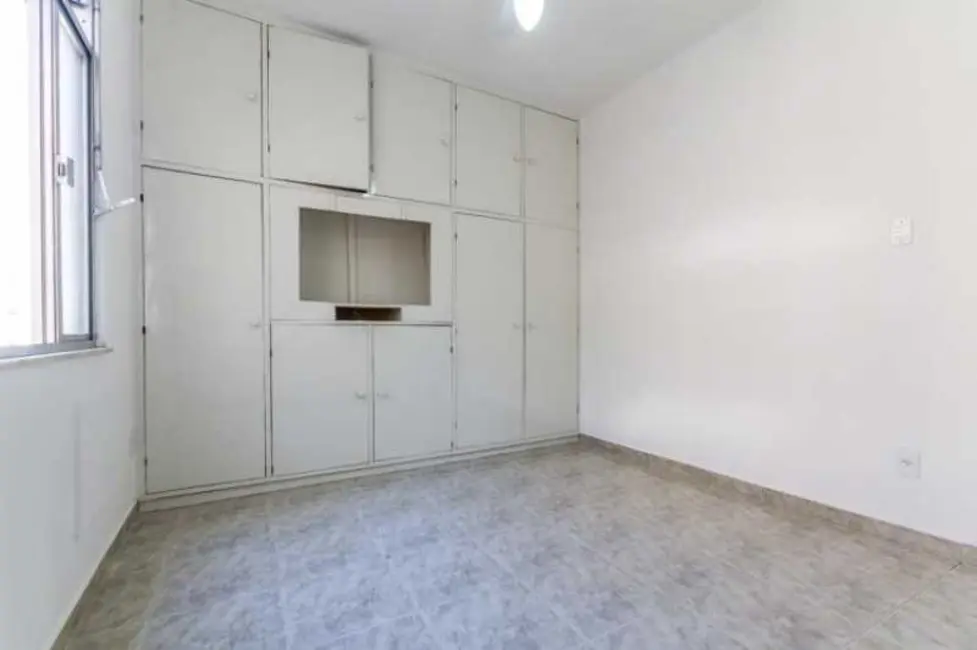 Foto 4 de Apartamento com 2 quartos à venda, 70m2 em Rio De Janeiro - RJ