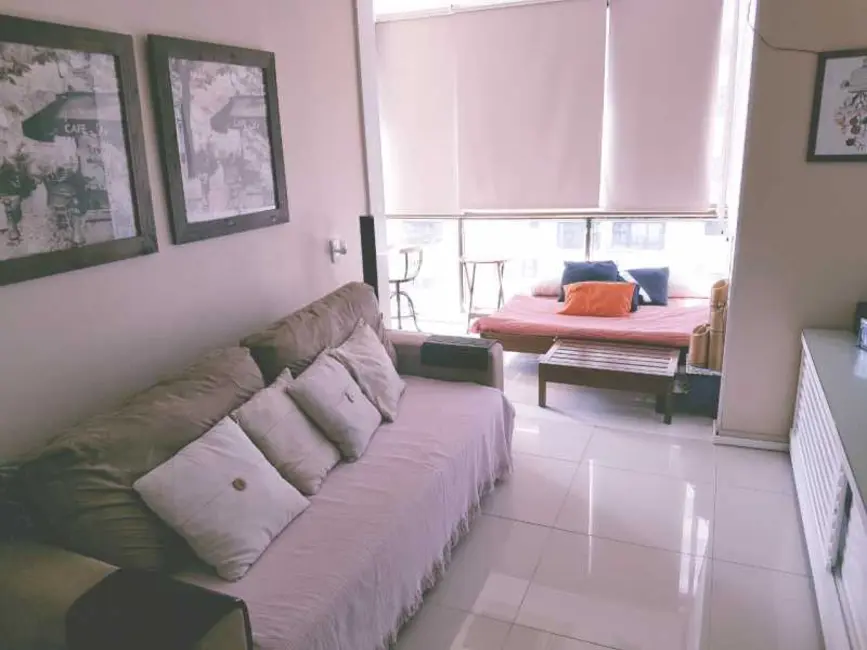 Foto 3 de Apartamento com 2 quartos à venda, 80m2 em Rio De Janeiro - RJ