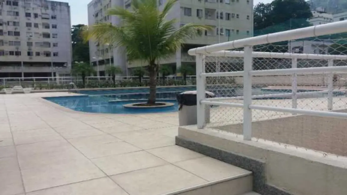 Foto 8 de Apartamento com 2 quartos à venda, 60m2 em Rio De Janeiro - RJ