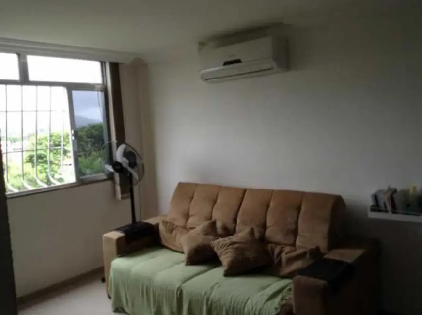 Foto 2 de Apartamento com 2 quartos à venda, 60m2 em Rio De Janeiro - RJ